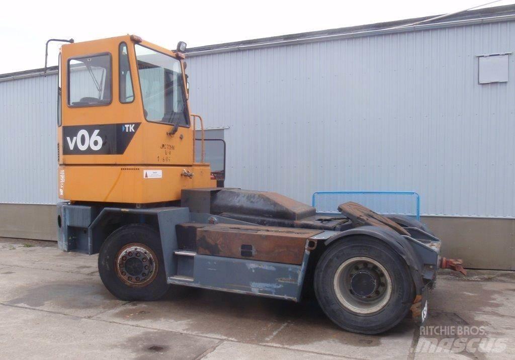 Sisu TRX 242 Terminaltraktorer