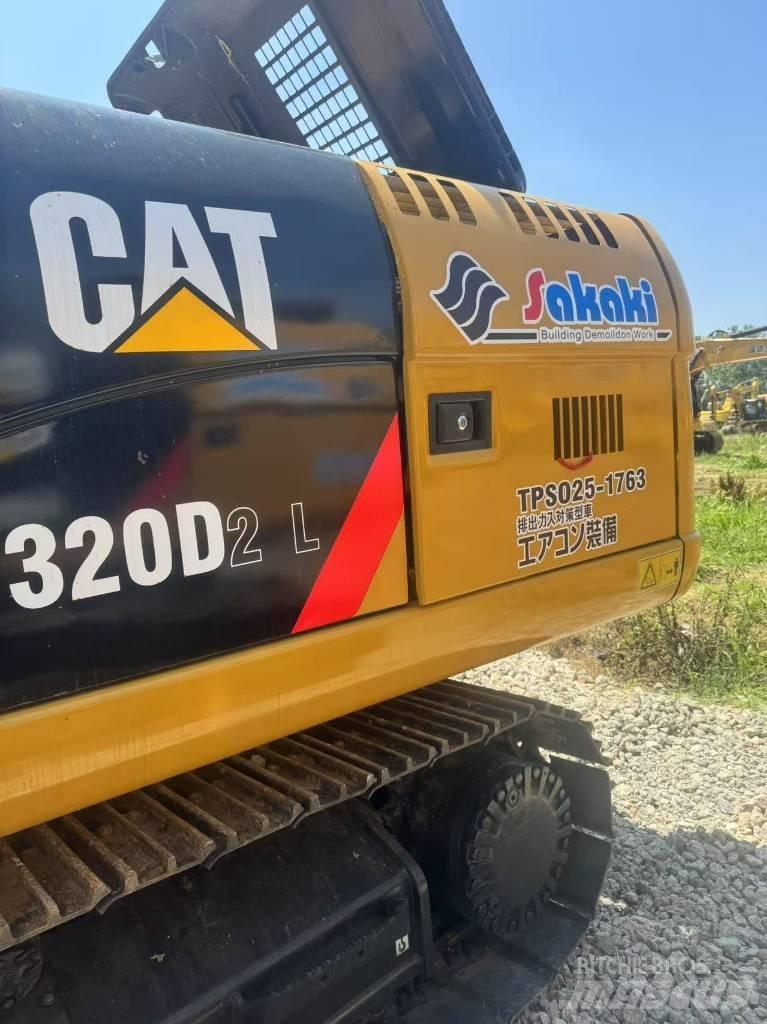CAT 320d2 Gravemaskiner på larvebånd