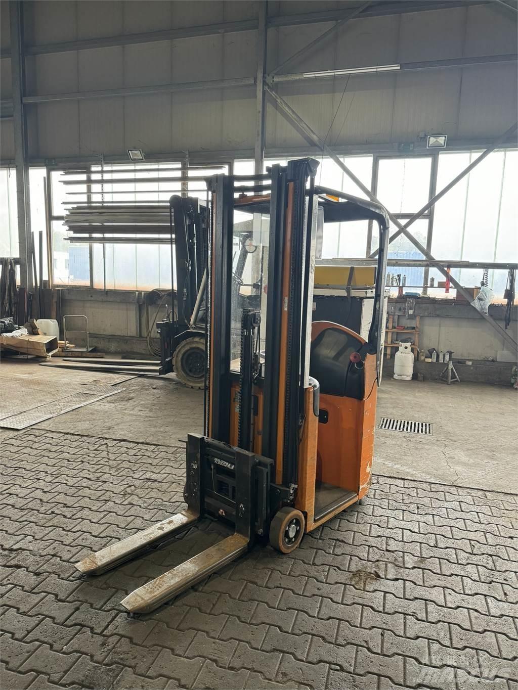 Still ESM10 El-palleløftere med platform
