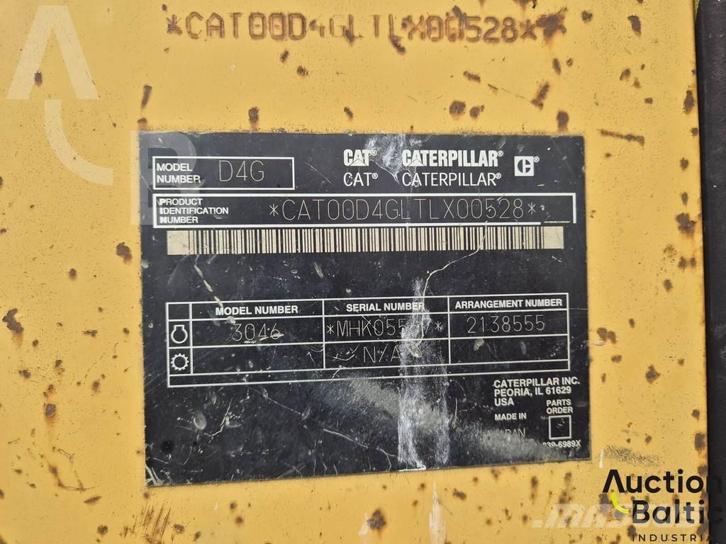 CAT D 4 G Bulldozer på larvebånd