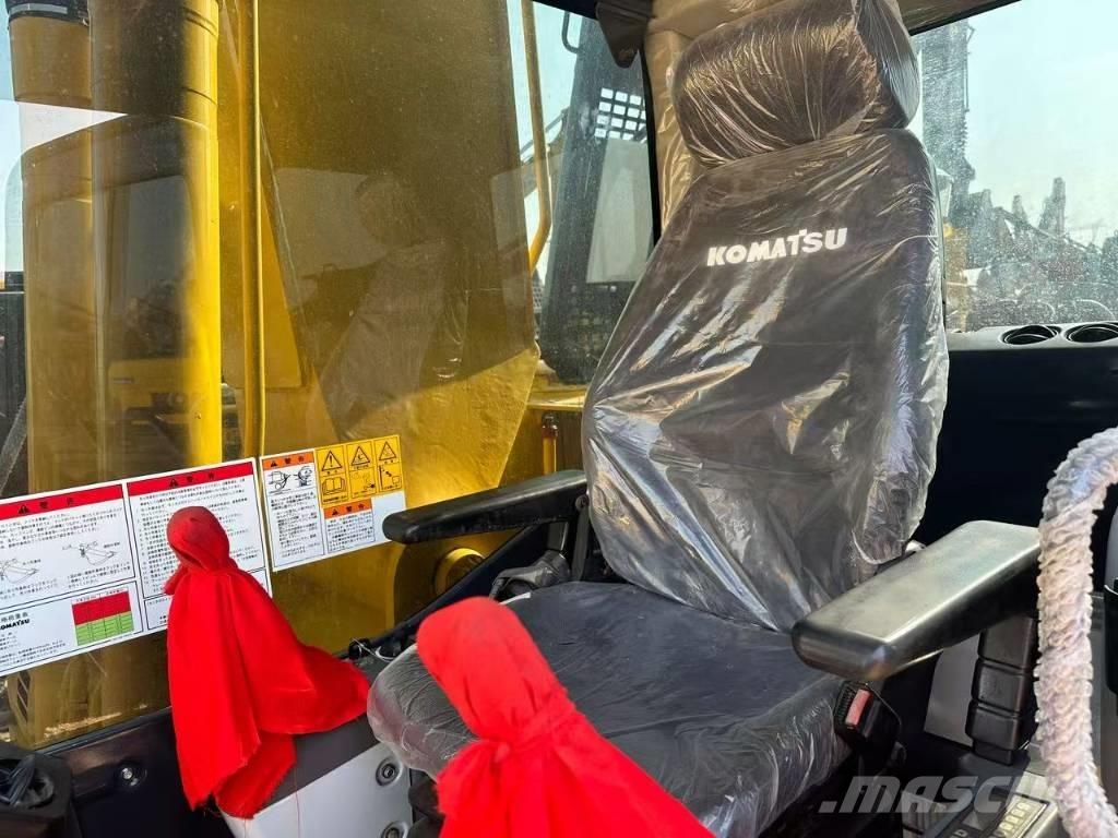 Komatsu PC 240 Gravemaskiner på larvebånd