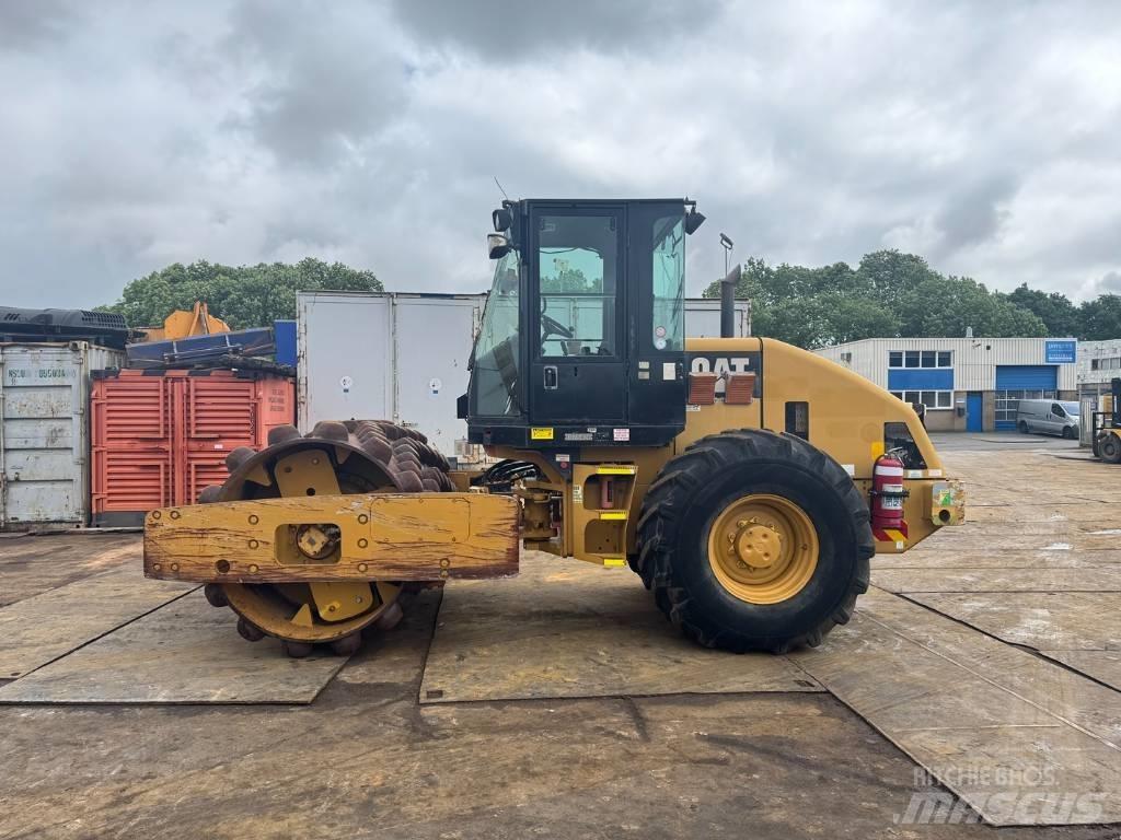 CAT CP 533 E Enkelt tromle