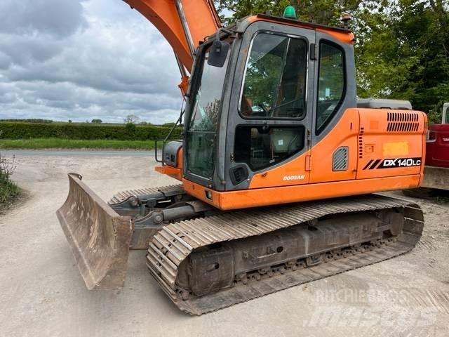 Doosan DX 140 LC Gravemaskiner på larvebånd
