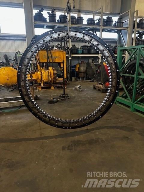 CAT 312 E BEARING Chassis og suspension