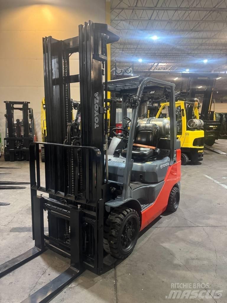 Toyota 8 FGCU 30 Gaffeltrucks - andre