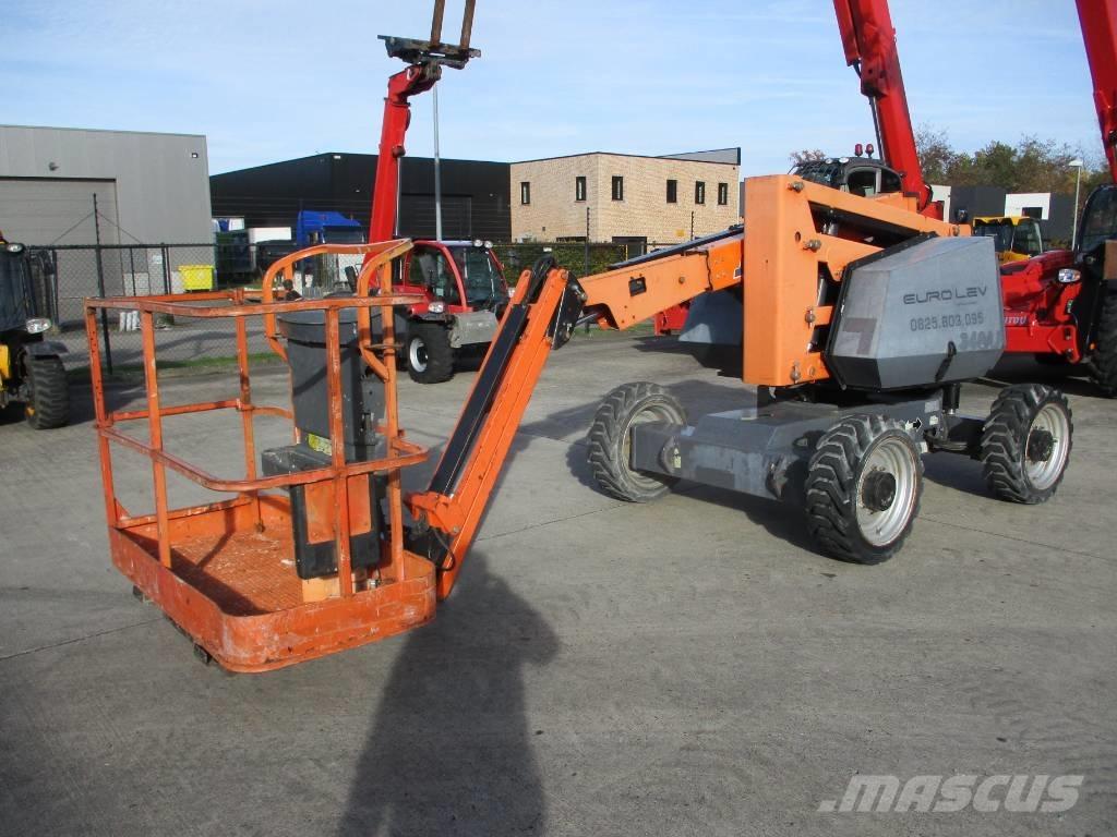 JLG 340 AJ (511) Kompakte selvkørende bomlifte