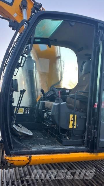JCB JS 130 Gravemaskiner på larvebånd