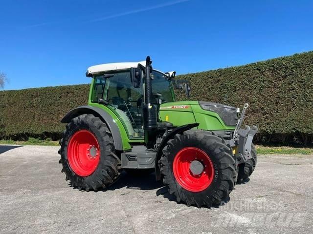Fendt 211 S Traktorer