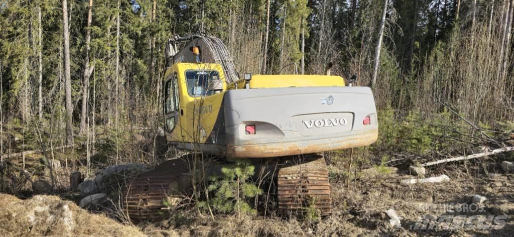 Volvo EC 240 LC Gravemaskiner på larvebånd