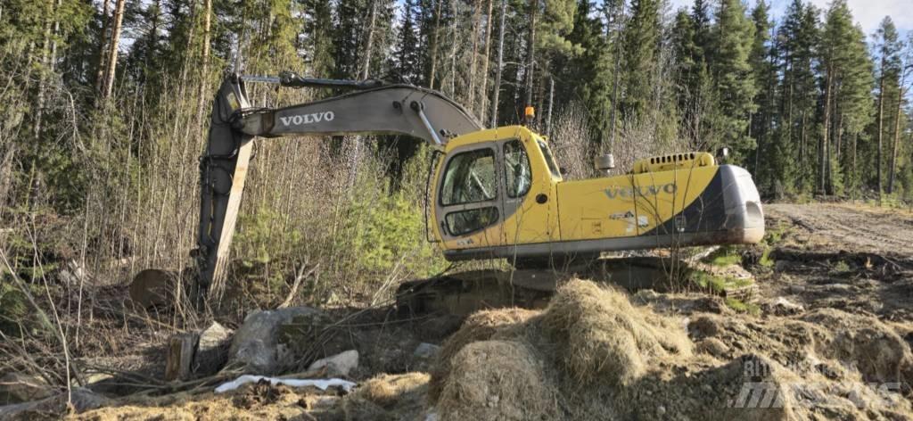 Volvo EC 240 LC Gravemaskiner på larvebånd