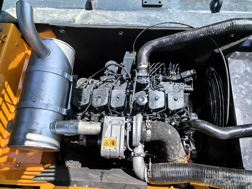 Hyundai R220LC-9S Gravemaskiner på larvebånd