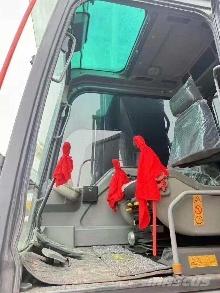 Volvo 290 Gravemaskiner på larvebånd