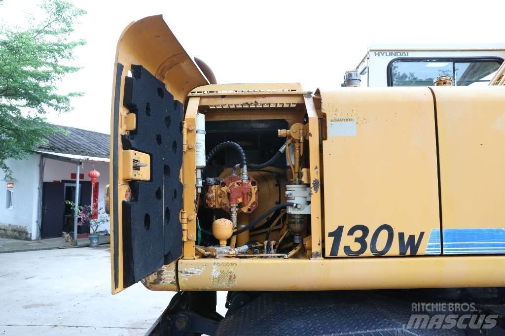 Hyundai Robex 130 W Gravemaskiner på hjul