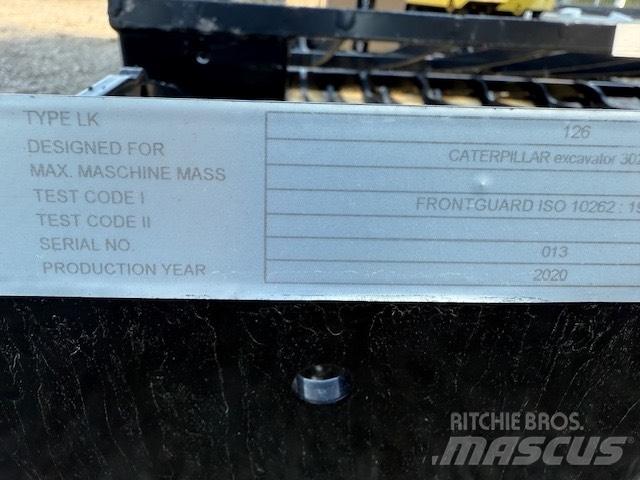 CAT CABIN SECURITY Kabiner og interiør