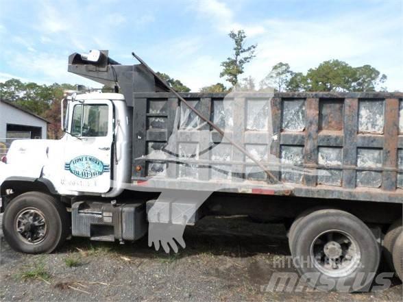 Mack DM600 Entreprenør - Andet