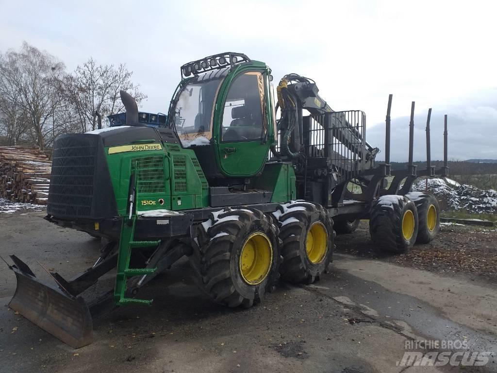 John Deere 1510 E Udkørselsmaskiner