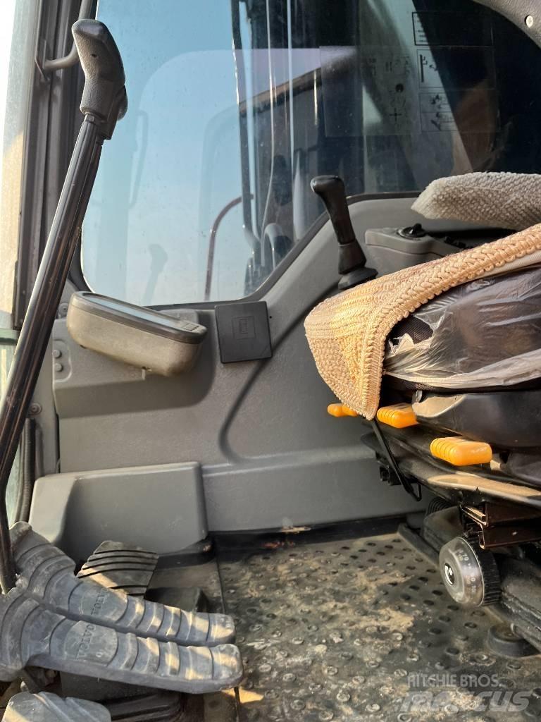 Volvo 290 Gravemaskiner på larvebånd