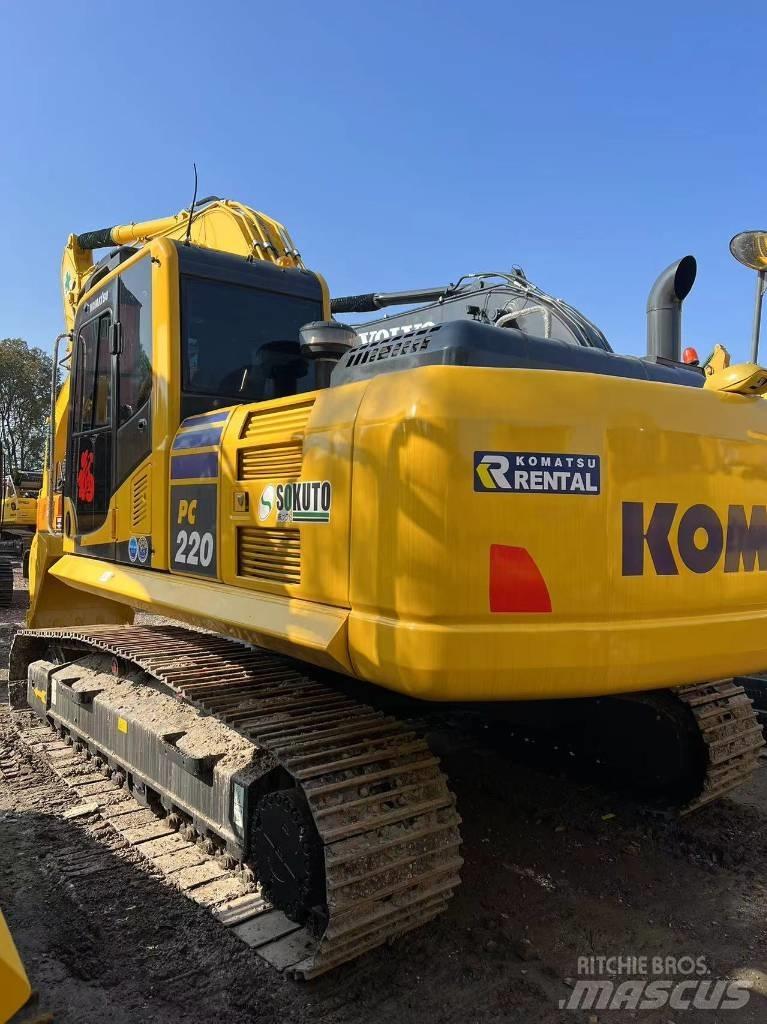Komatsu PC 220 Gravemaskiner på larvebånd
