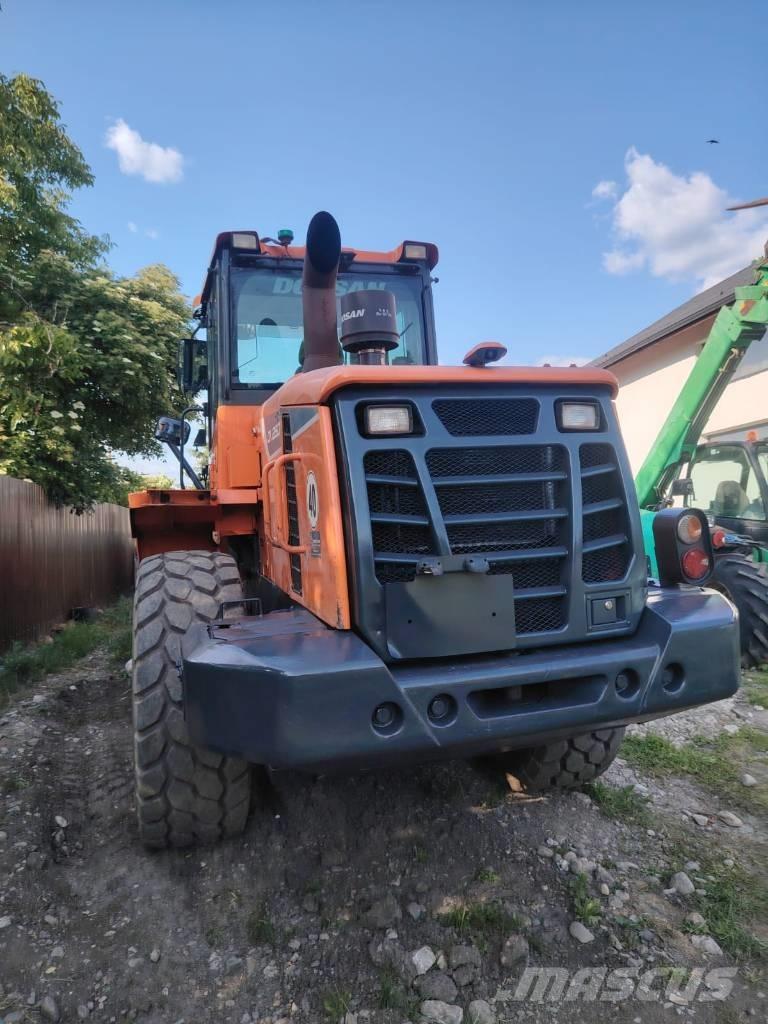 Doosan DL 250 Læssemaskiner på hjul