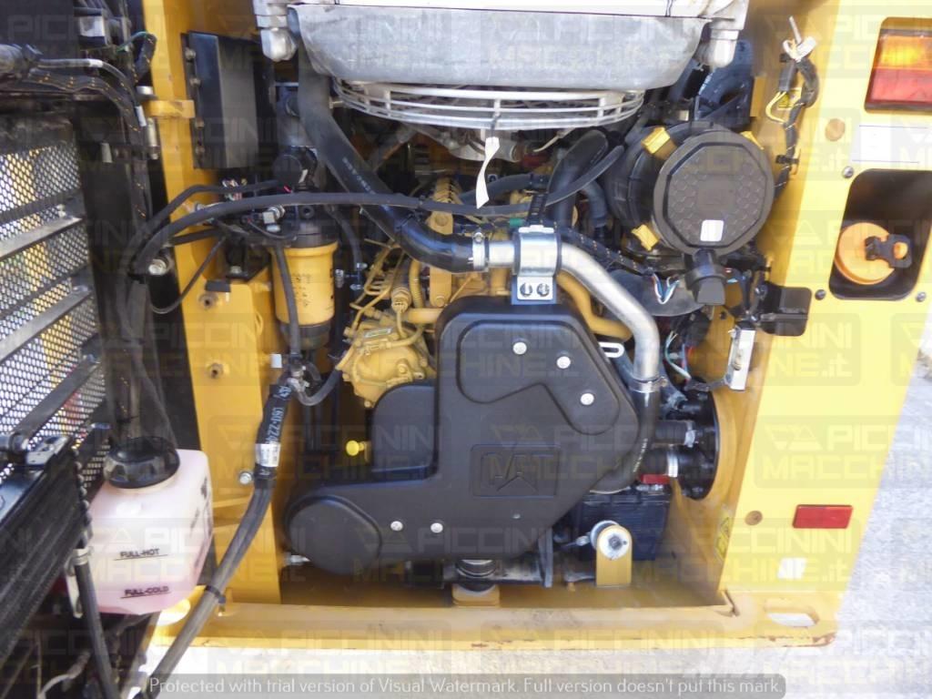 CAT 226D3 Minilæsser - skridstyret