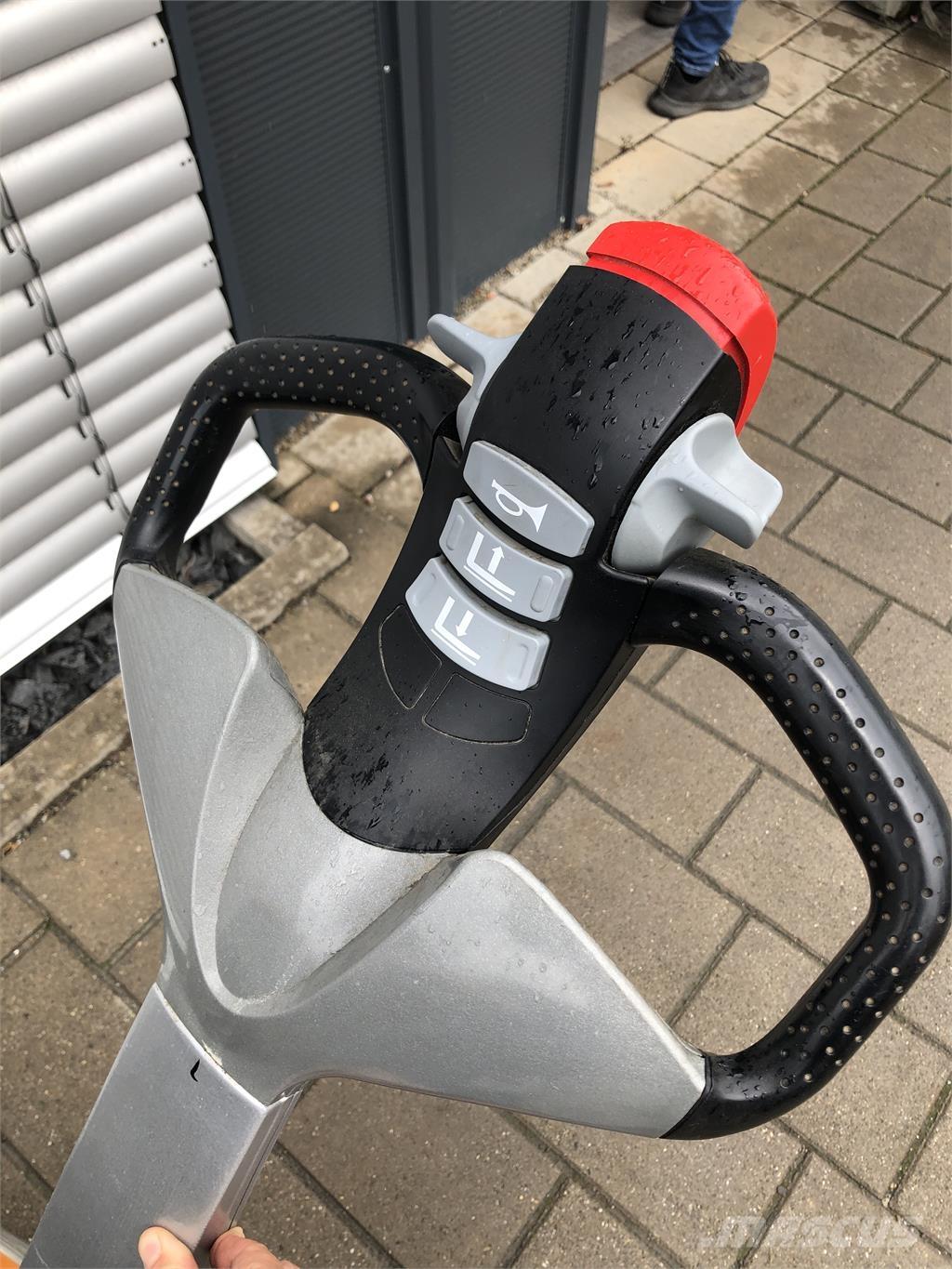 Still EXU16 Gaffelstabler med gående fører