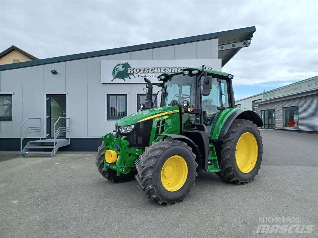 John Deere 6120M Traktorer