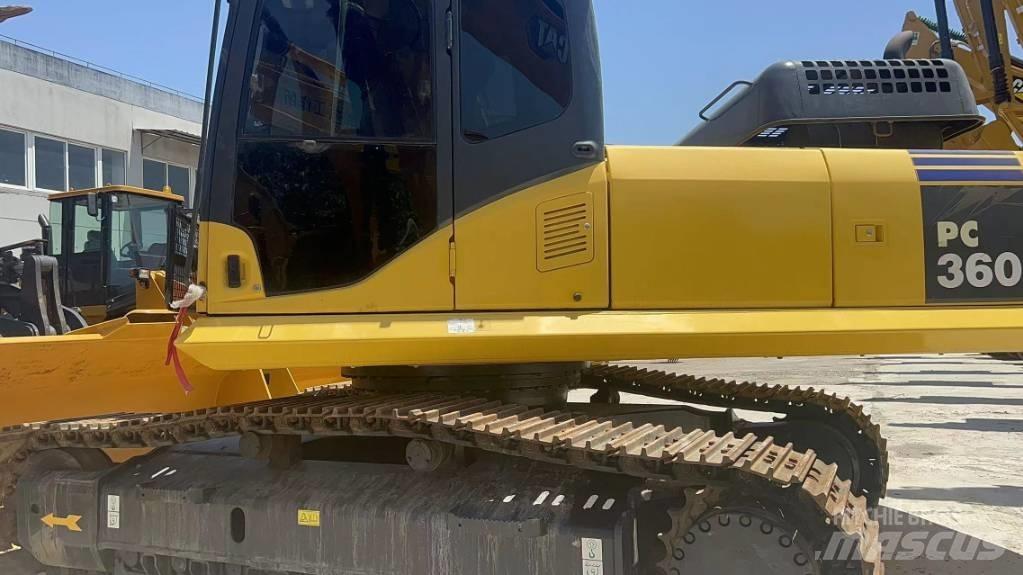 Komatsu PC 360-7 Gravemaskiner på larvebånd