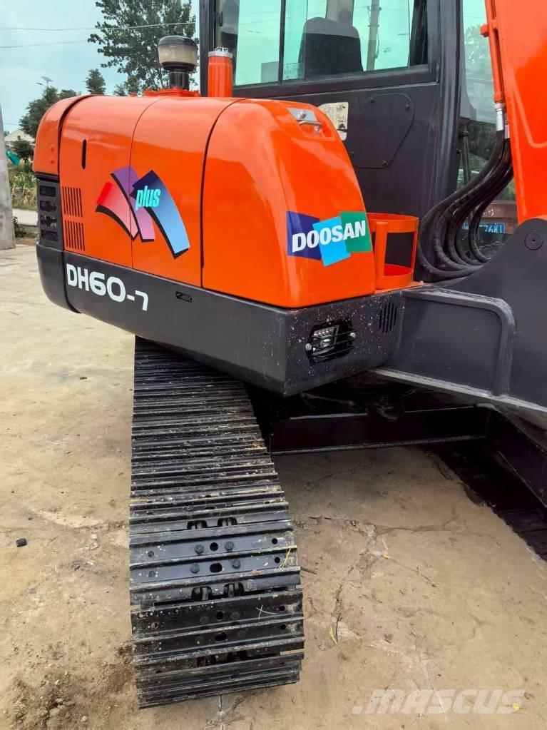 Doosan DH 60 Minigravemaskiner