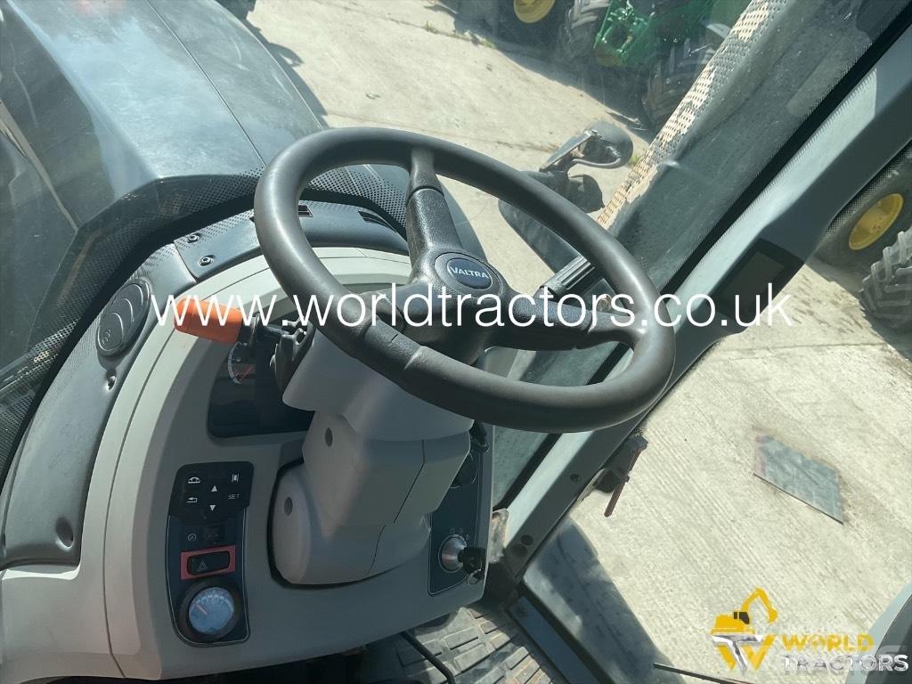 Valtra T 234 Traktorer