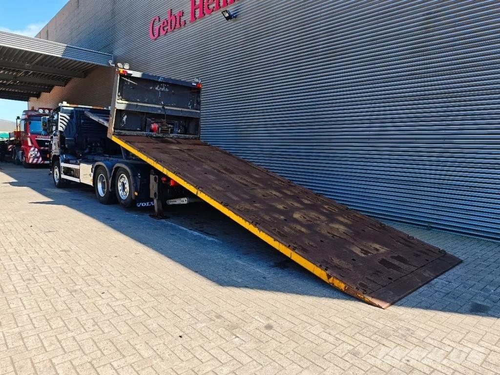 Volvo FM 380 6x2 Autotransportere / Knæklad