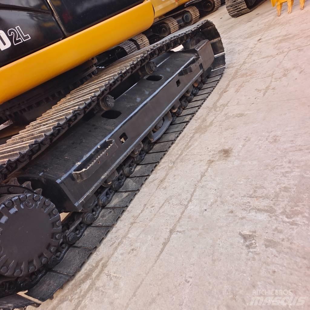 CAT 320DL Gravemaskiner på larvebånd