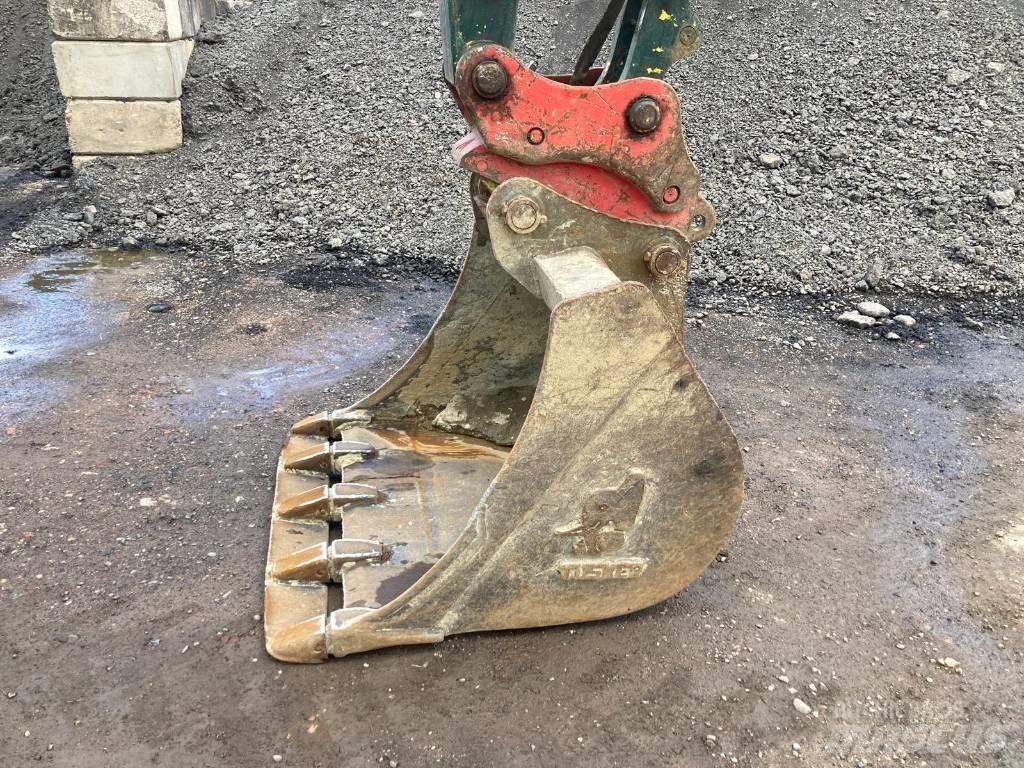 Komatsu PC138US-11 Gravemaskiner på larvebånd