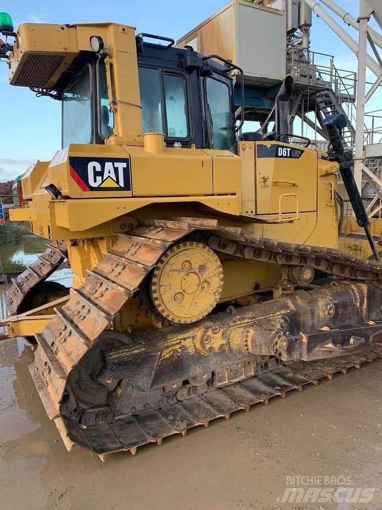 CAT D 6 T LGP Bulldozer på larvebånd