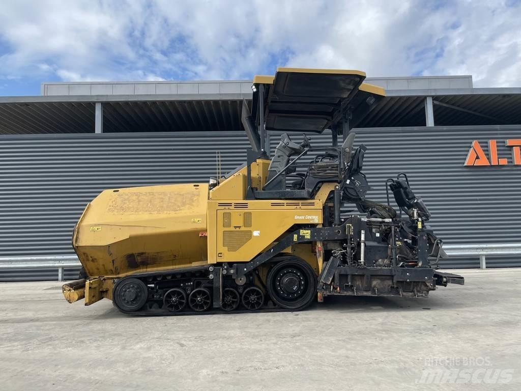 CAT AP555F Asfaltudlæggere