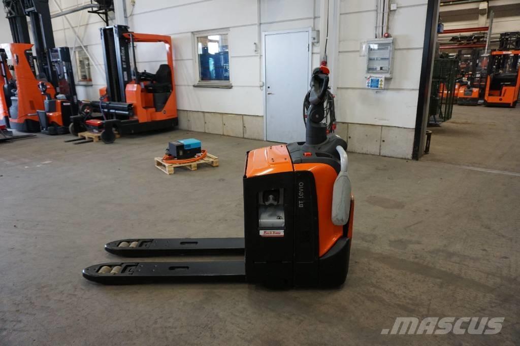 Toyota LPE220 El-palleløftere med platform