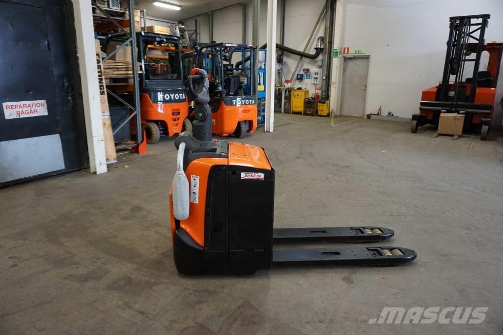 Toyota LPE220 El-palleløftere med platform