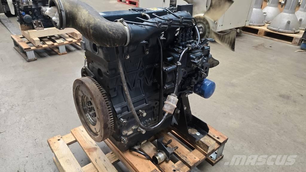 Kubota V 2203 Motorer