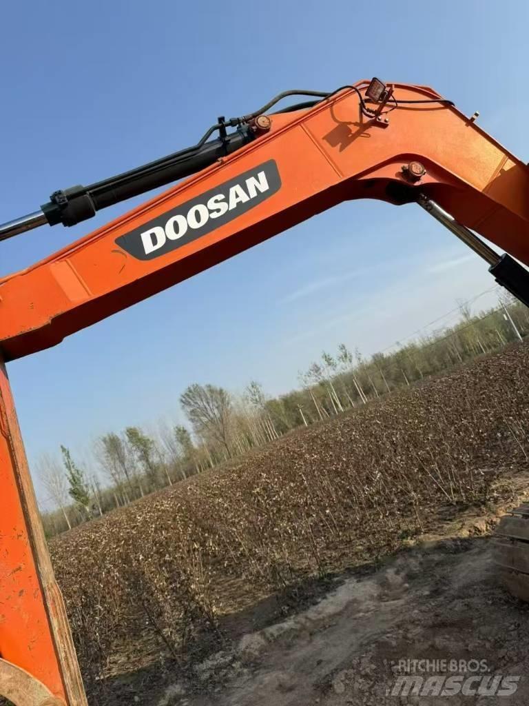 Doosan DX 75-9 C Gravemaskiner på larvebånd