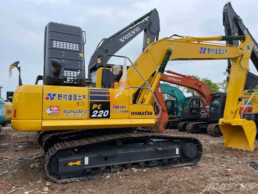 Komatsu PC 220-8N1 Gravemaskiner på larvebånd