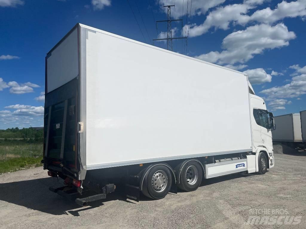 Scania R540B6X2*4NB Fast kasse
