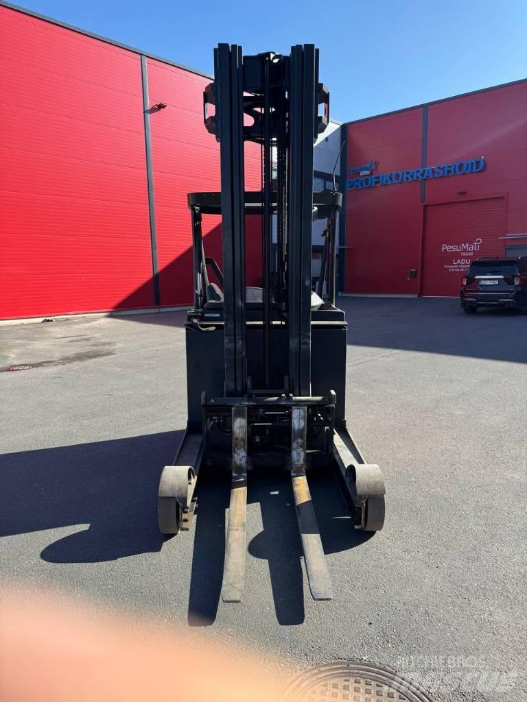 Linde R 25 Reachtruck