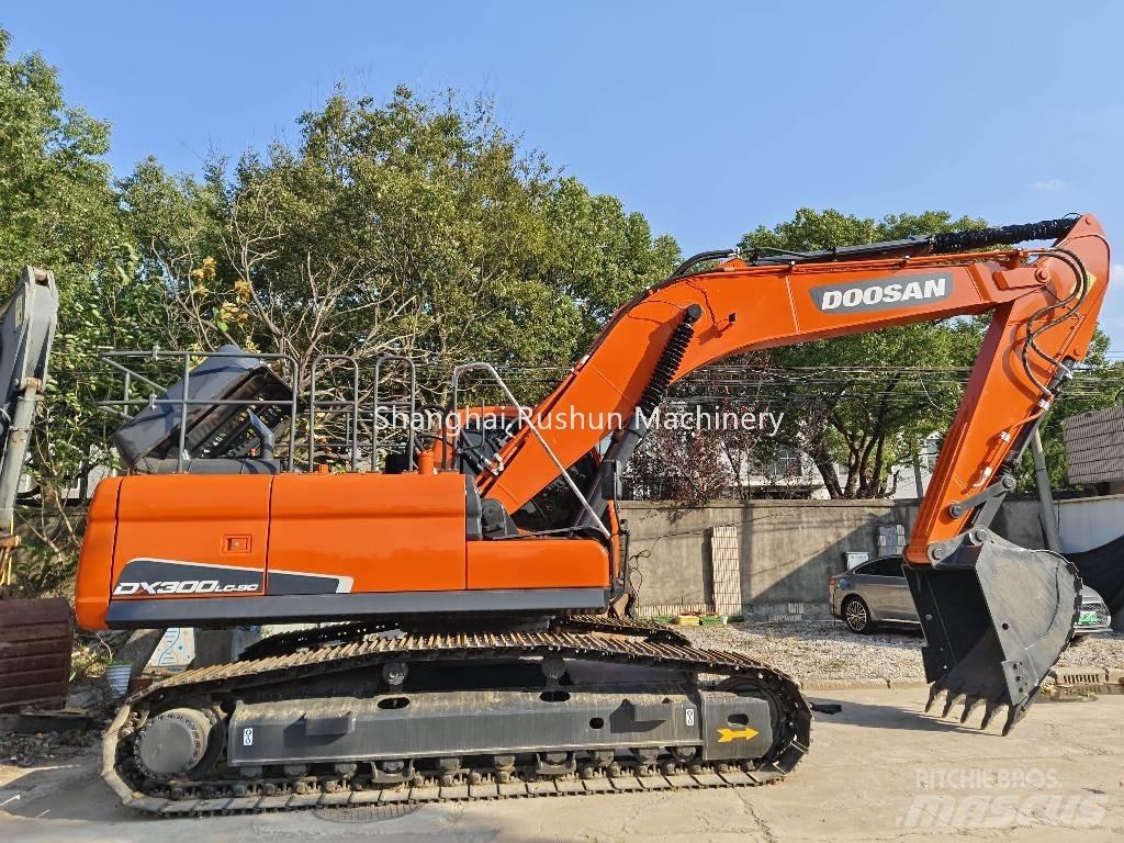 Doosan DX300 Gravemaskiner på larvebånd