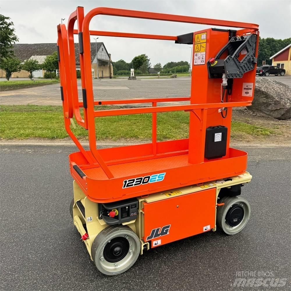 JLG 1230 ES Søjlelifte