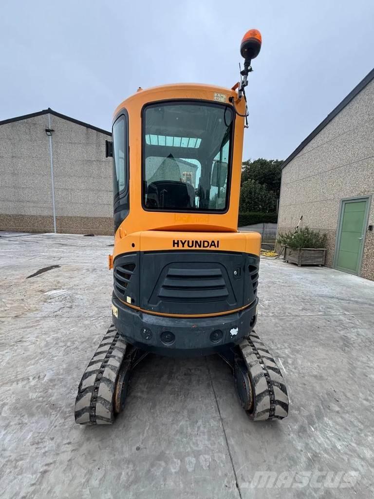 Hyundai R25Z Minigravemaskiner