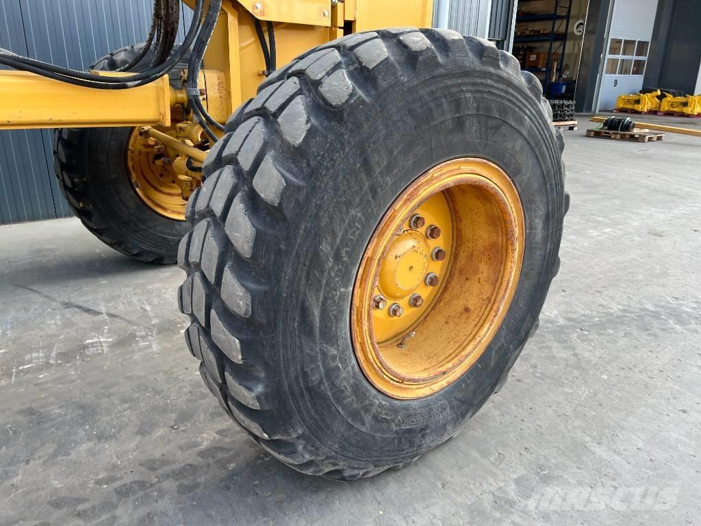 CAT 140K Vejhøvle / Gradere