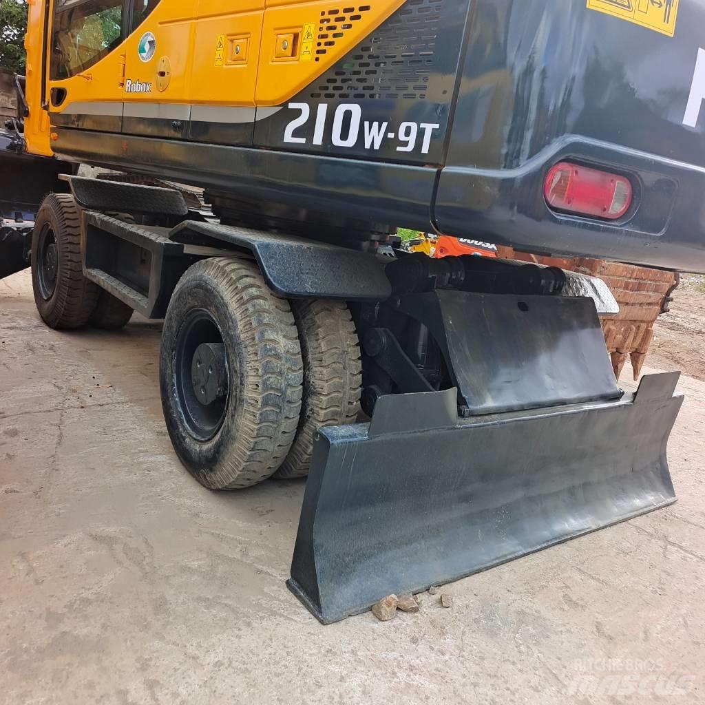 Hyundai 210W-9 Gravemaskiner på hjul
