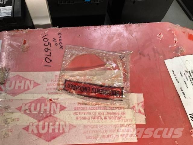 Kuhns Mfg SKID FIT Tilbehør til hø- og fodermaskiner