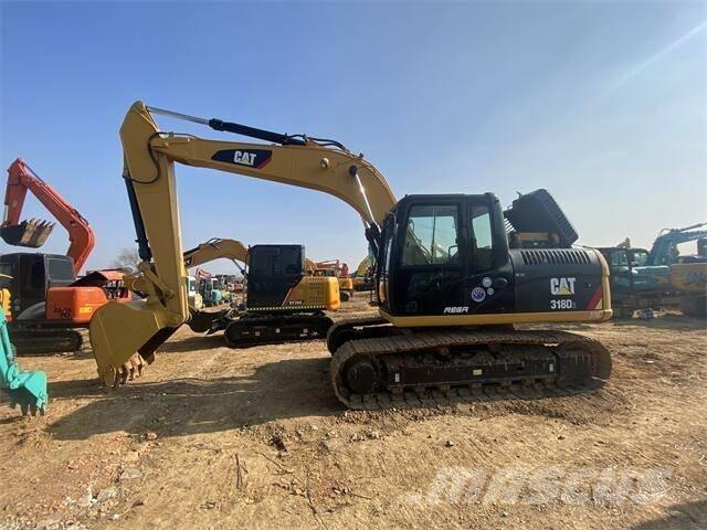 CAT 318D2 Gravemaskiner på larvebånd