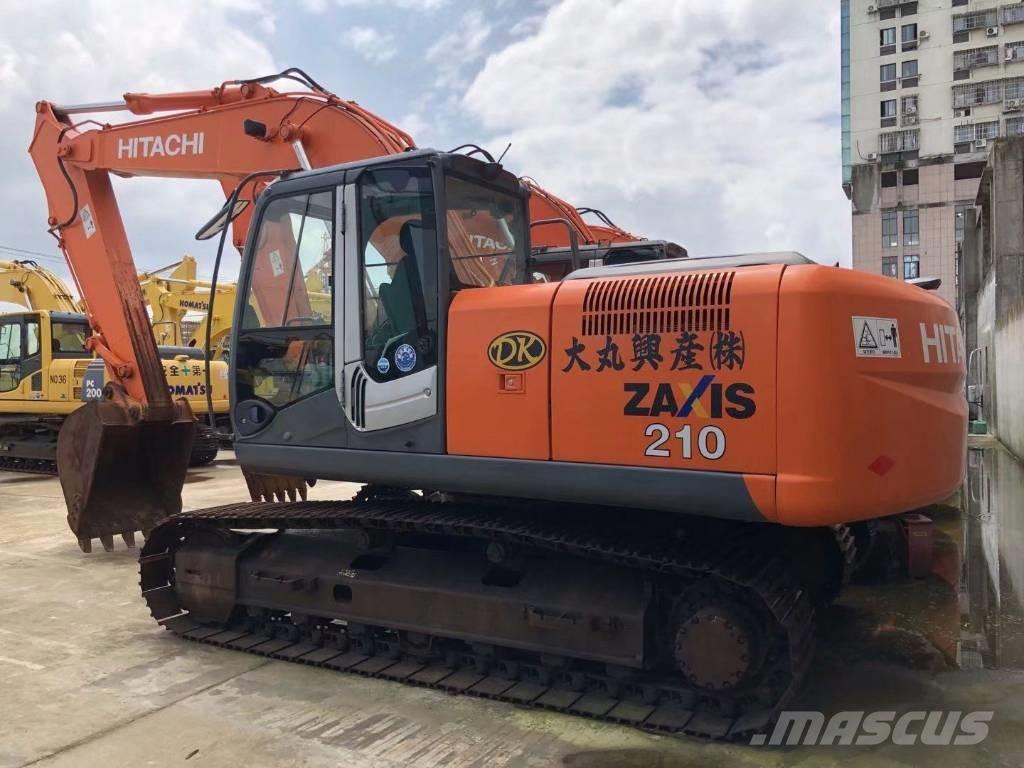 Hitachi ZX 210 Gravemaskiner på larvebånd