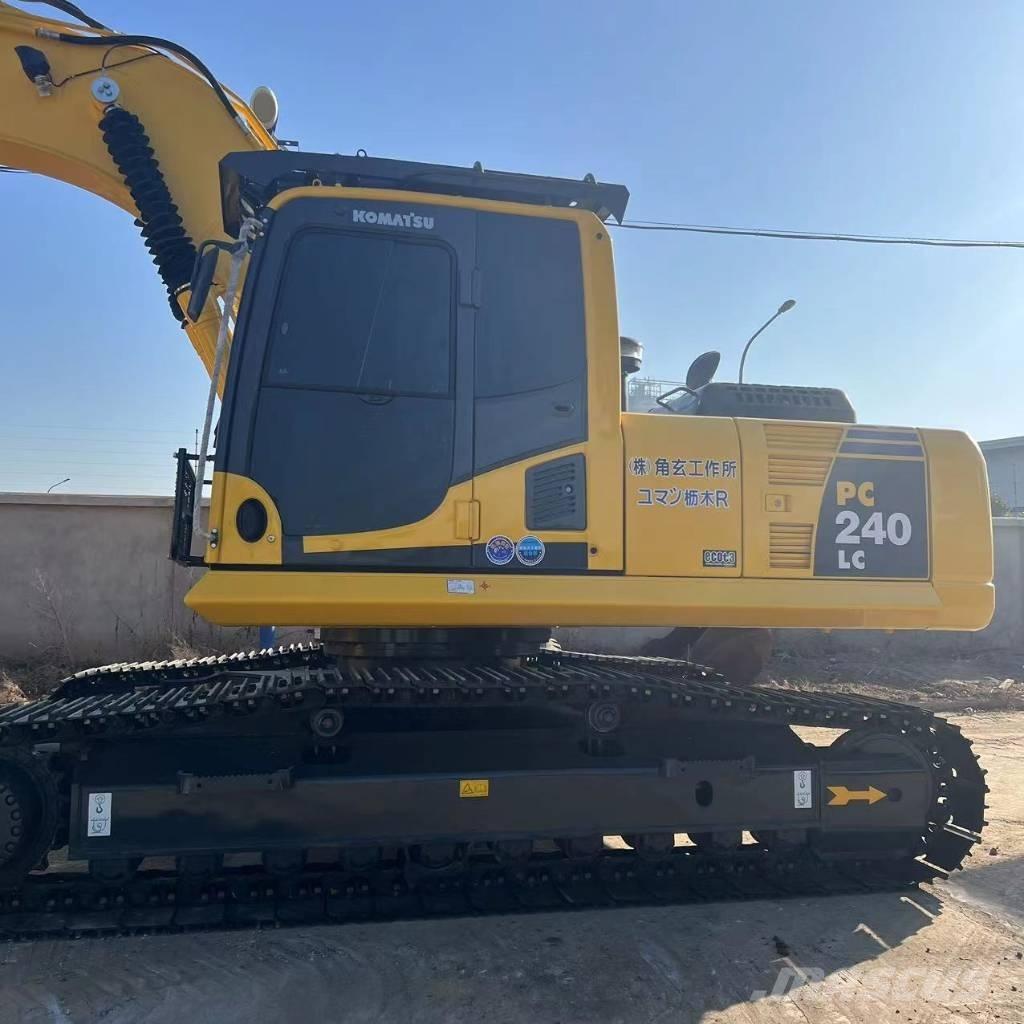 Komatsu PC 240-8N1 Midi-gravemaskiner 7t - 12t
